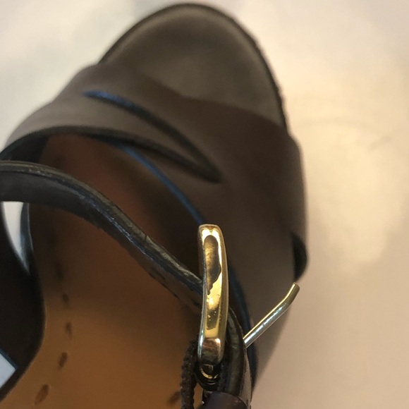 Tahari Stevie Brown Leather Wedge-Pre❤️’d - Picture 6 of 6